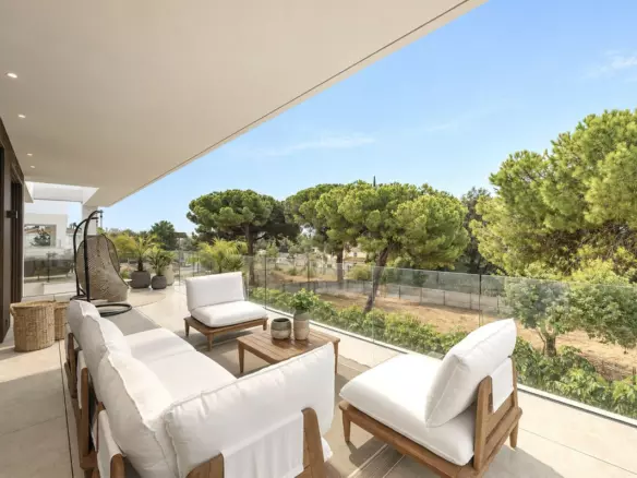6-bedroom Villa In Marbella, Spain (570 M²)