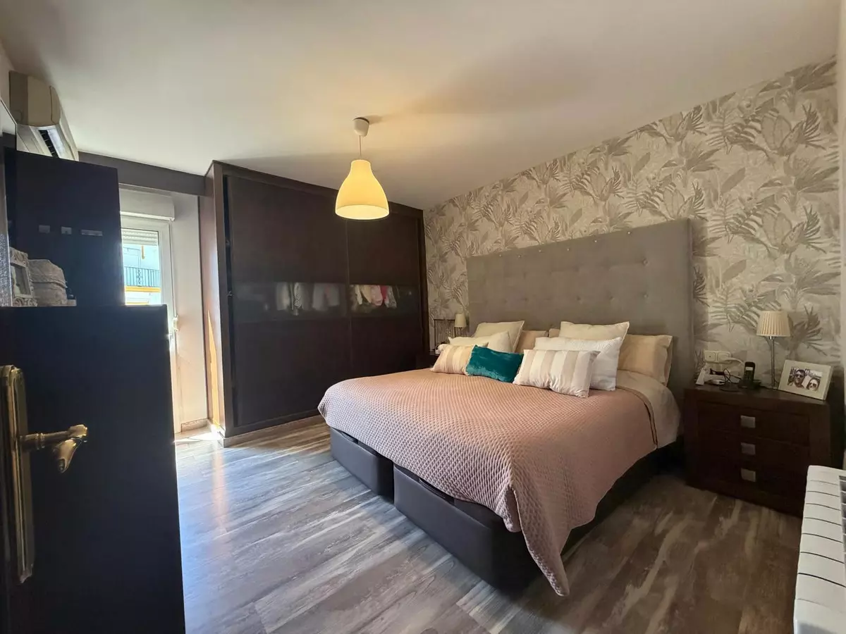 3-bedroom Apartment In Ronda, Spain (138 M²)