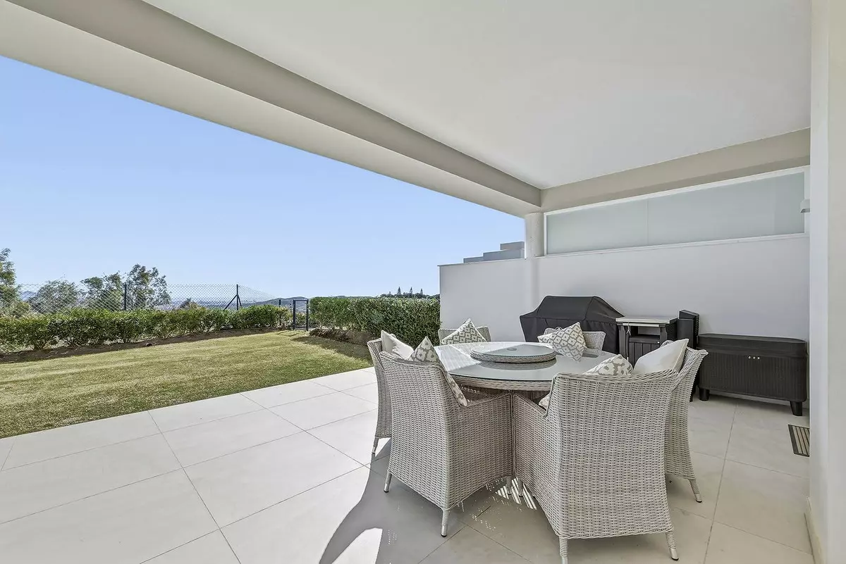 3-bedroom Apartment In Mijas, Spain (106 M²)