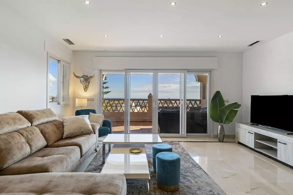 3-bedroom Apartment In Málaga, Spain (171 M²)