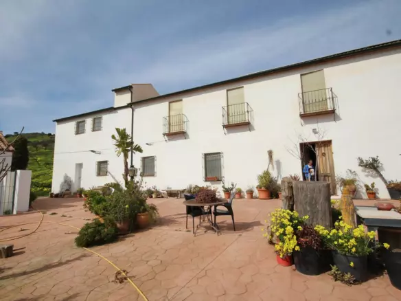 20-bedroom Country House In Almogía, Spain (866 M²)