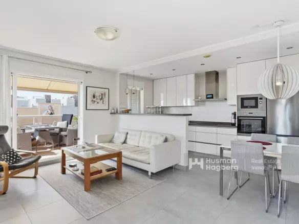 2-bedroom Apartment In Orihuela, Spain (52 M²)