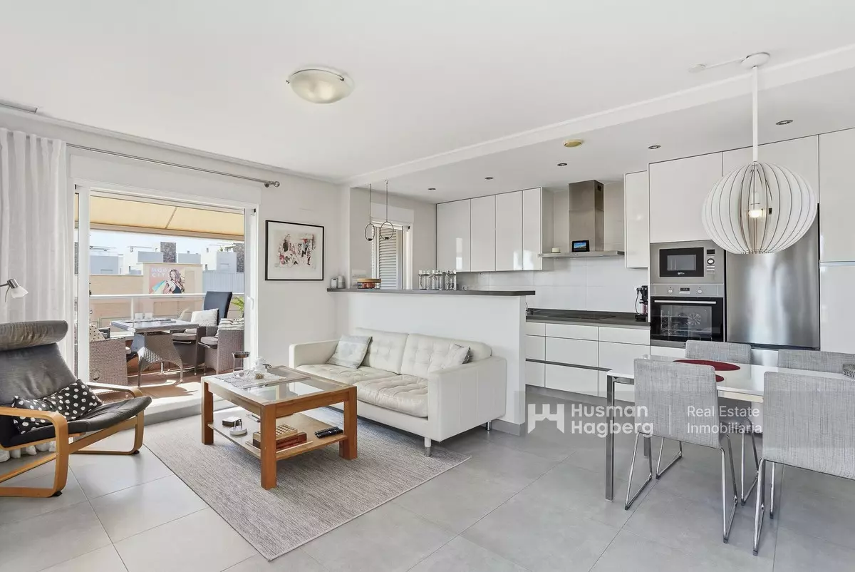 2-bedroom Apartment In Orihuela, Spain (52 M²)