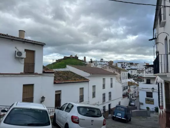 6-bedroom Town House In Álora, Spain (220 M²)