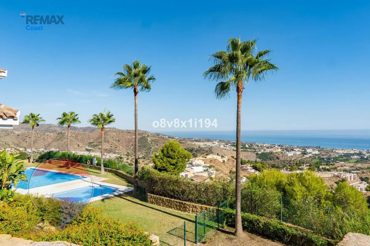 2-bedroom Apartment In Rincón De La Victoria, Spain (62 M²)