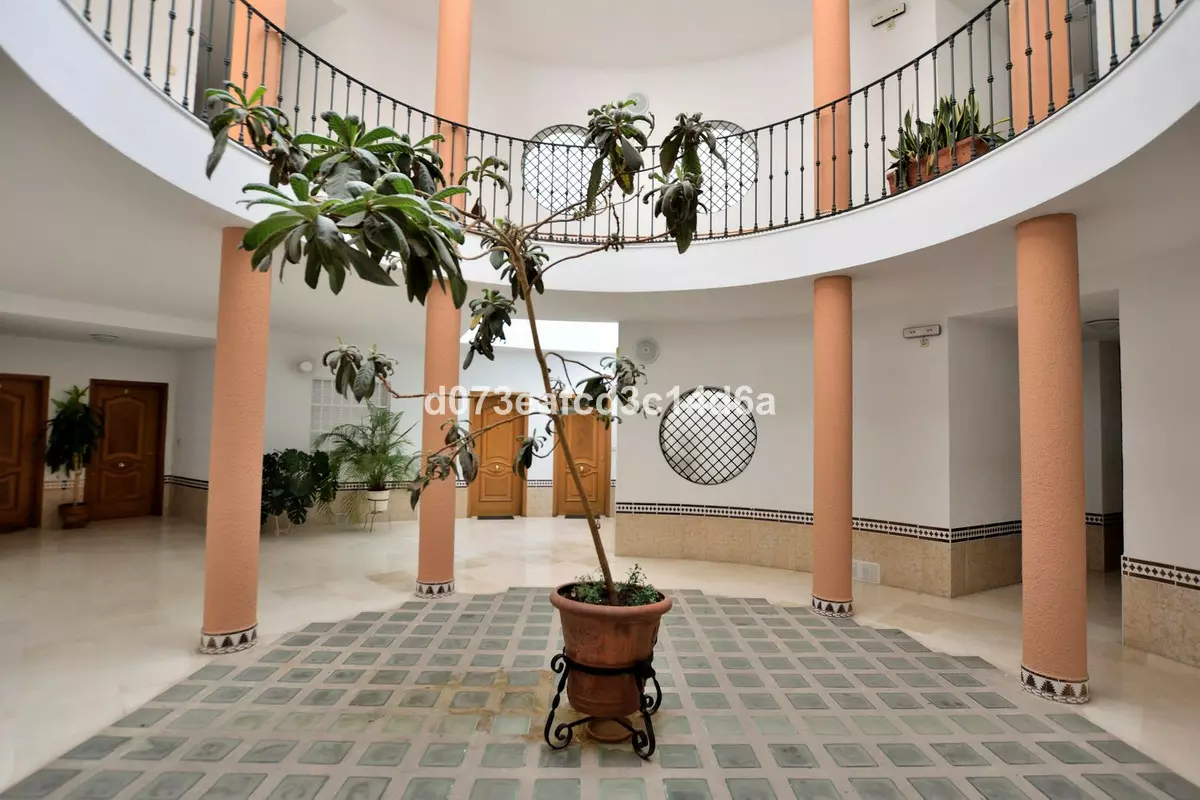 3-bedroom Apartment In Ronda, Spain (196 M²)