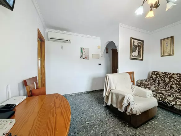3-bedroom Villa In Cómpeta, Spain (93 M²)
