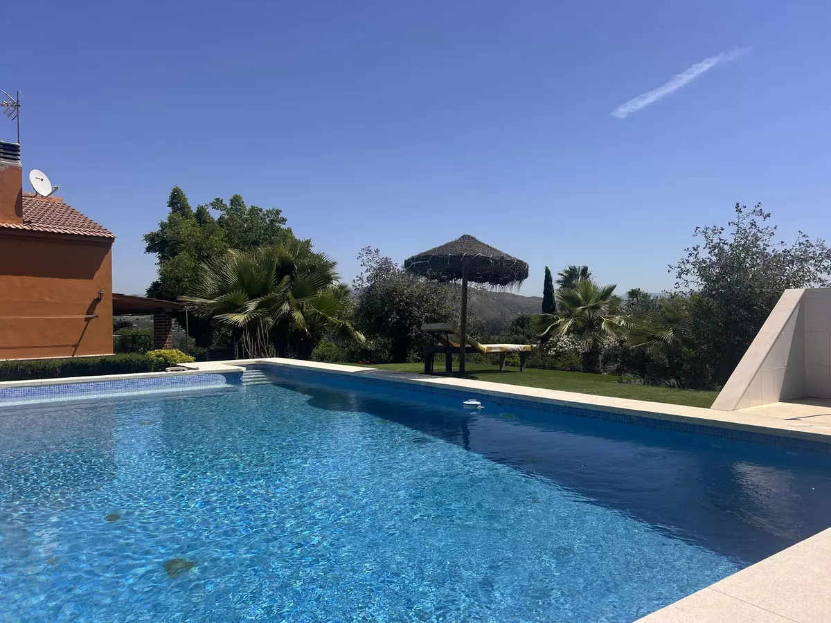 2-bedroom Country House In Cártama, Spain (81 M²)