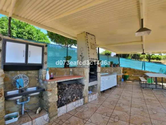 1-bedroom Country House In Ronda, Spain (121 M²)