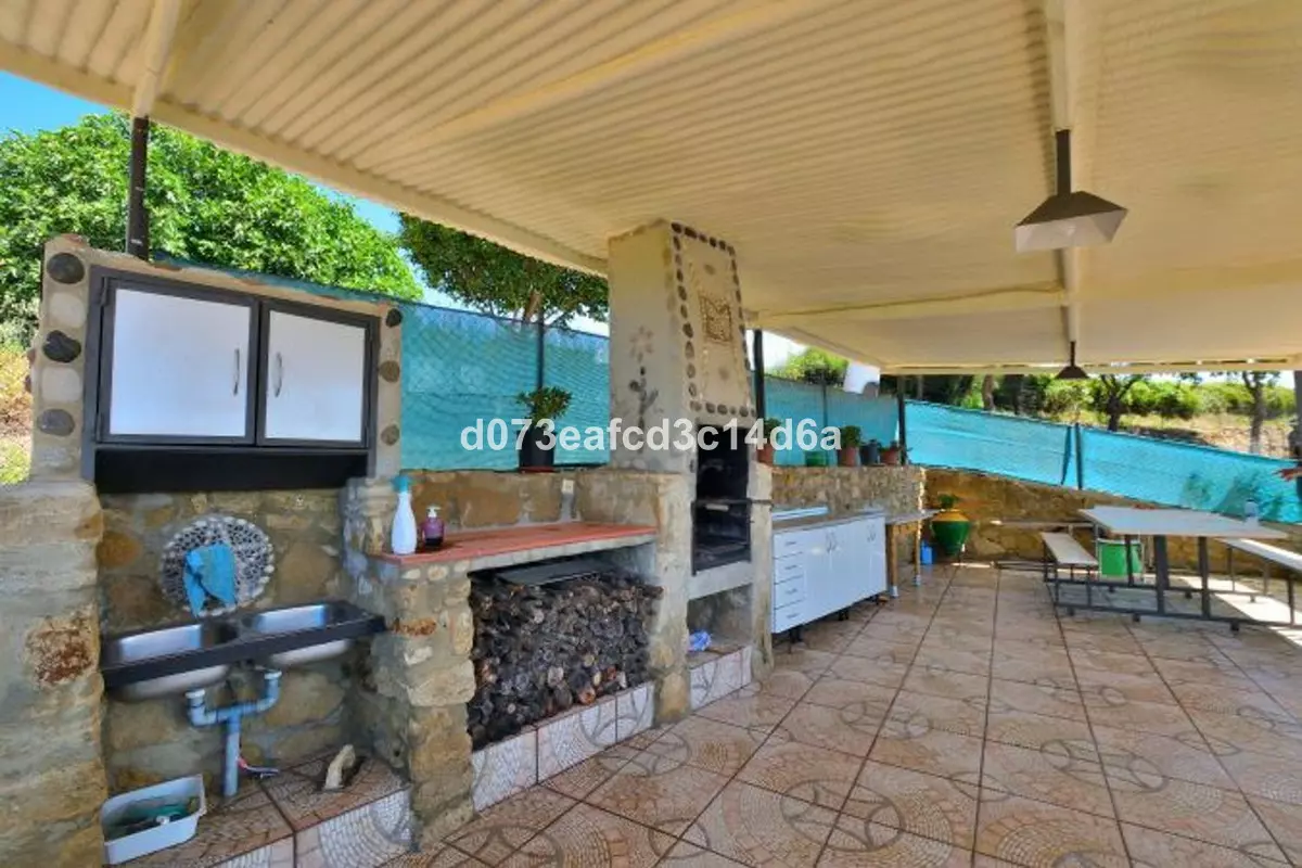 1-bedroom Country House In Ronda, Spain (121 M²)