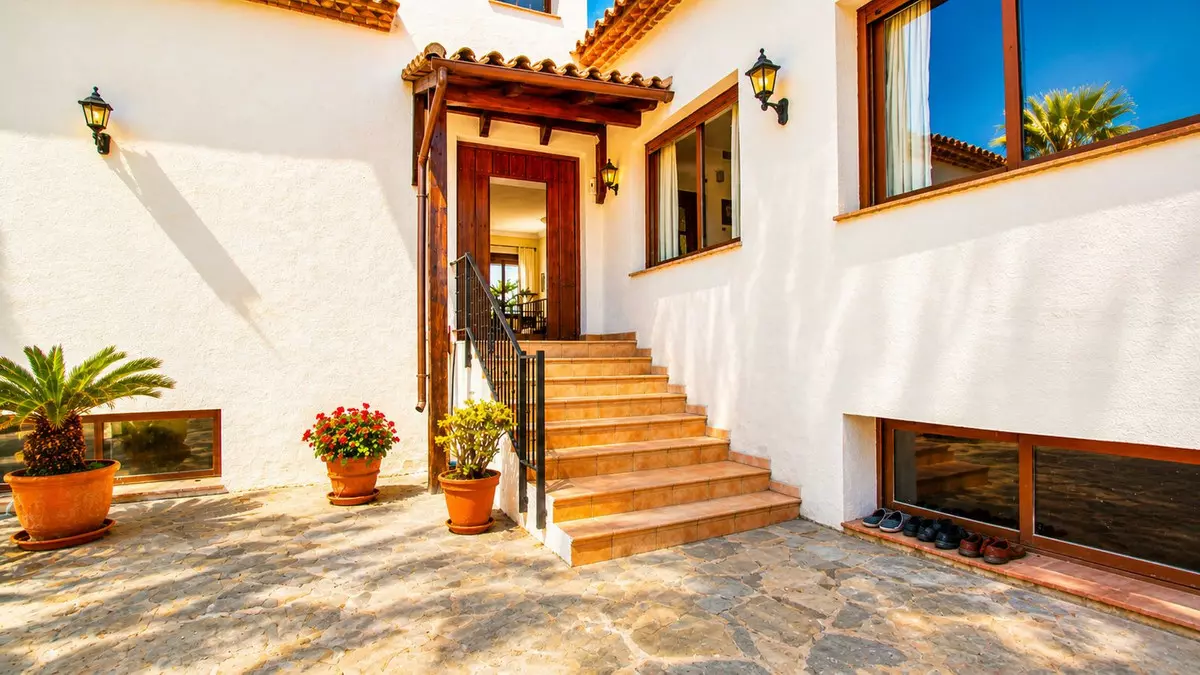 3-bedroom Country House In Estepona, Spain (562 M²)