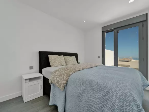 2-bedroom Apartment In Benalmádena, Spain (122 M²)