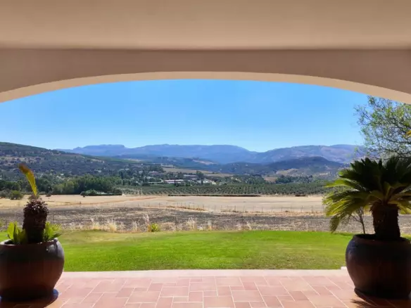 5-bedroom Country House In Ronda, Spain (950 M²)