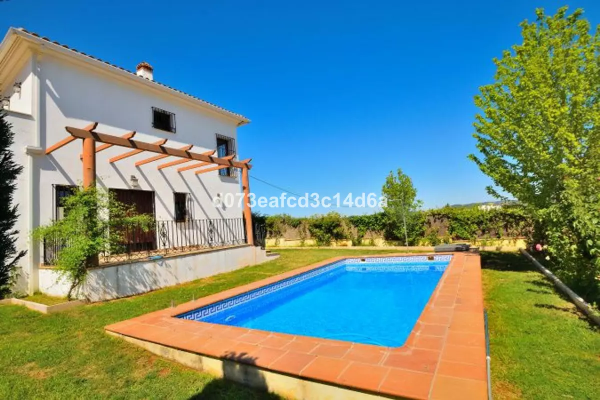4-bedroom Villa In Ronda, Spain (303 M²)