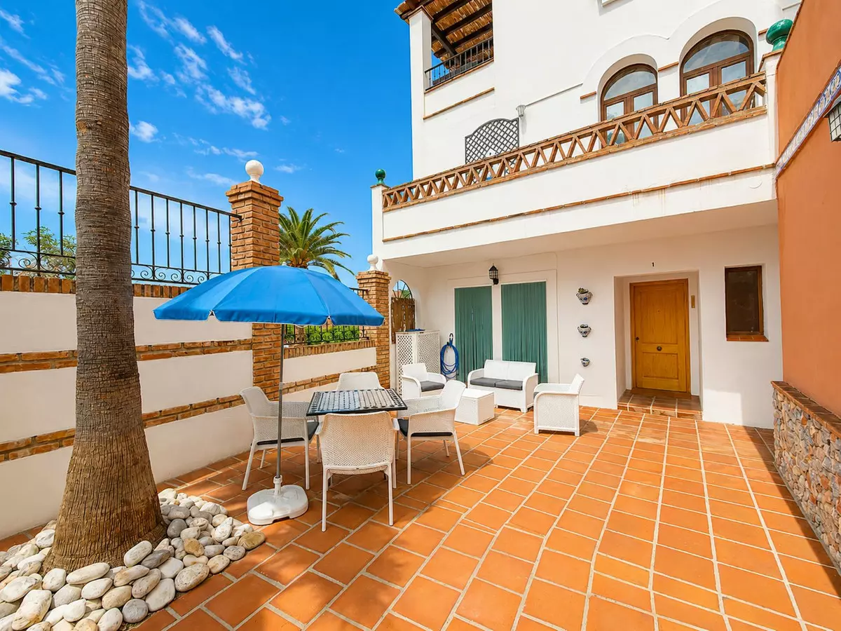 2-bedroom Apartment In Frigiliana, Spain (65 M²)