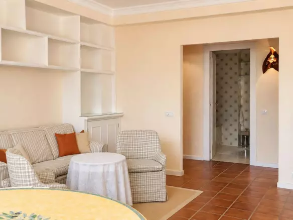 2-bedroom Apartment In Marbella, Spain (85 M²)