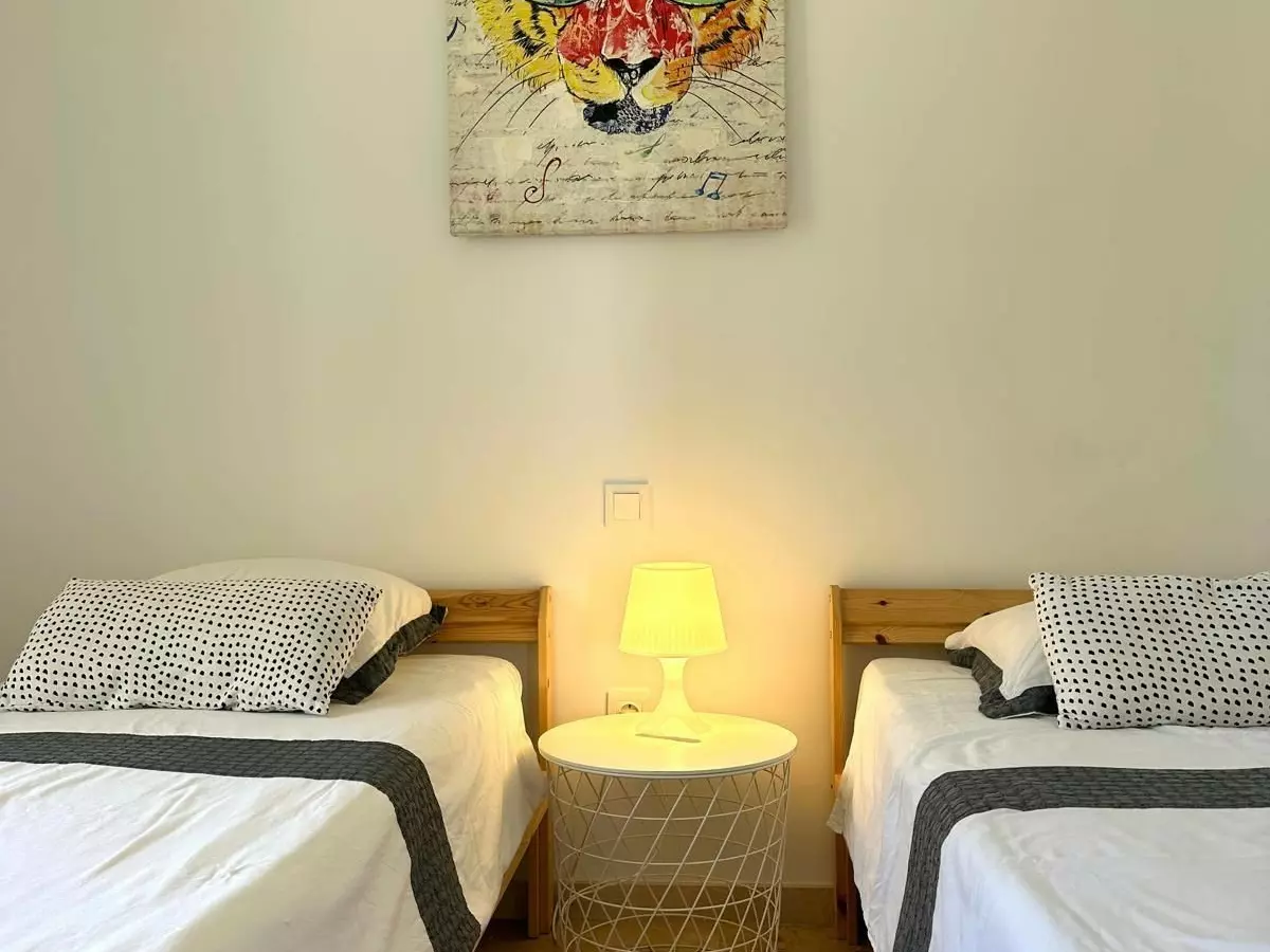 3-bedroom Apartment In Manilva, Spain (80 M²)