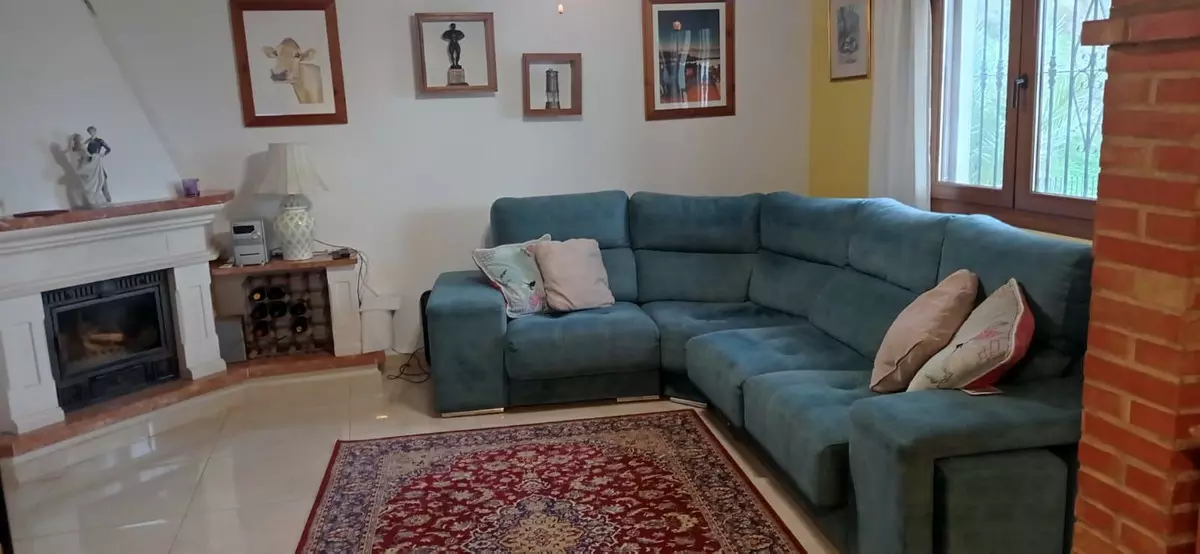 5-bedroom Villa In Iznate, Spain (330 M²)