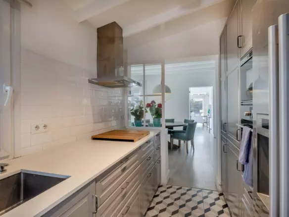 4-bedroom Villa In Cómpeta, Spain (226 M²)