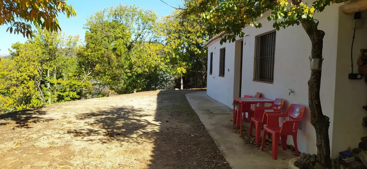 2-bedroom Country House In Jubrique, Spain (110 M²)