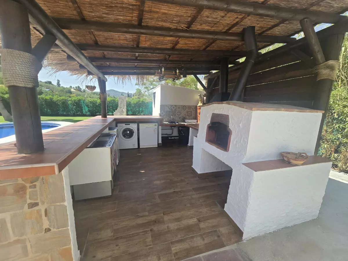 3-bedroom Country House In Cártama, Spain (109 M²)