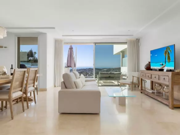 2-bedroom Apartment In Marbella, Spain (98 M²)