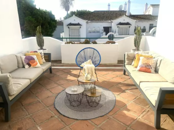 2-bedroom Apartment In Estepona, Spain (144 M²)