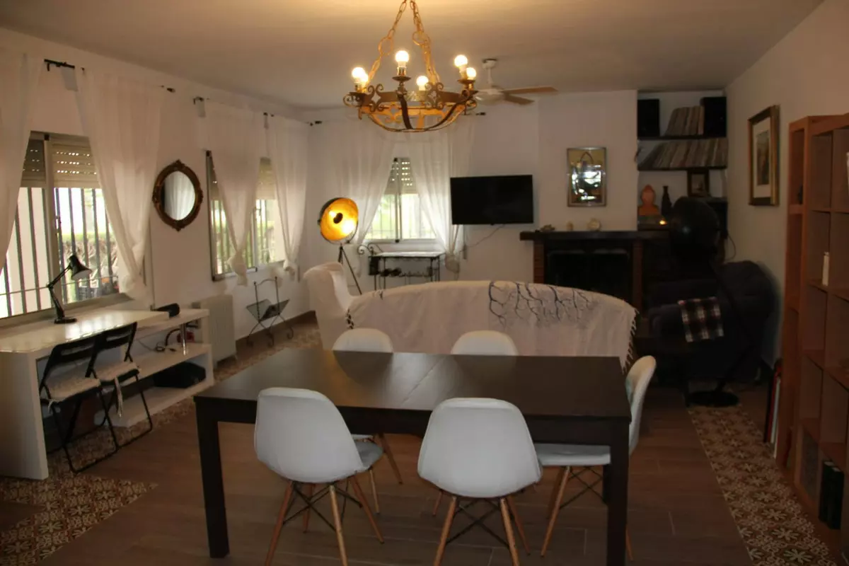 3-bedroom Country House In Arriate, Spain (180 M²)