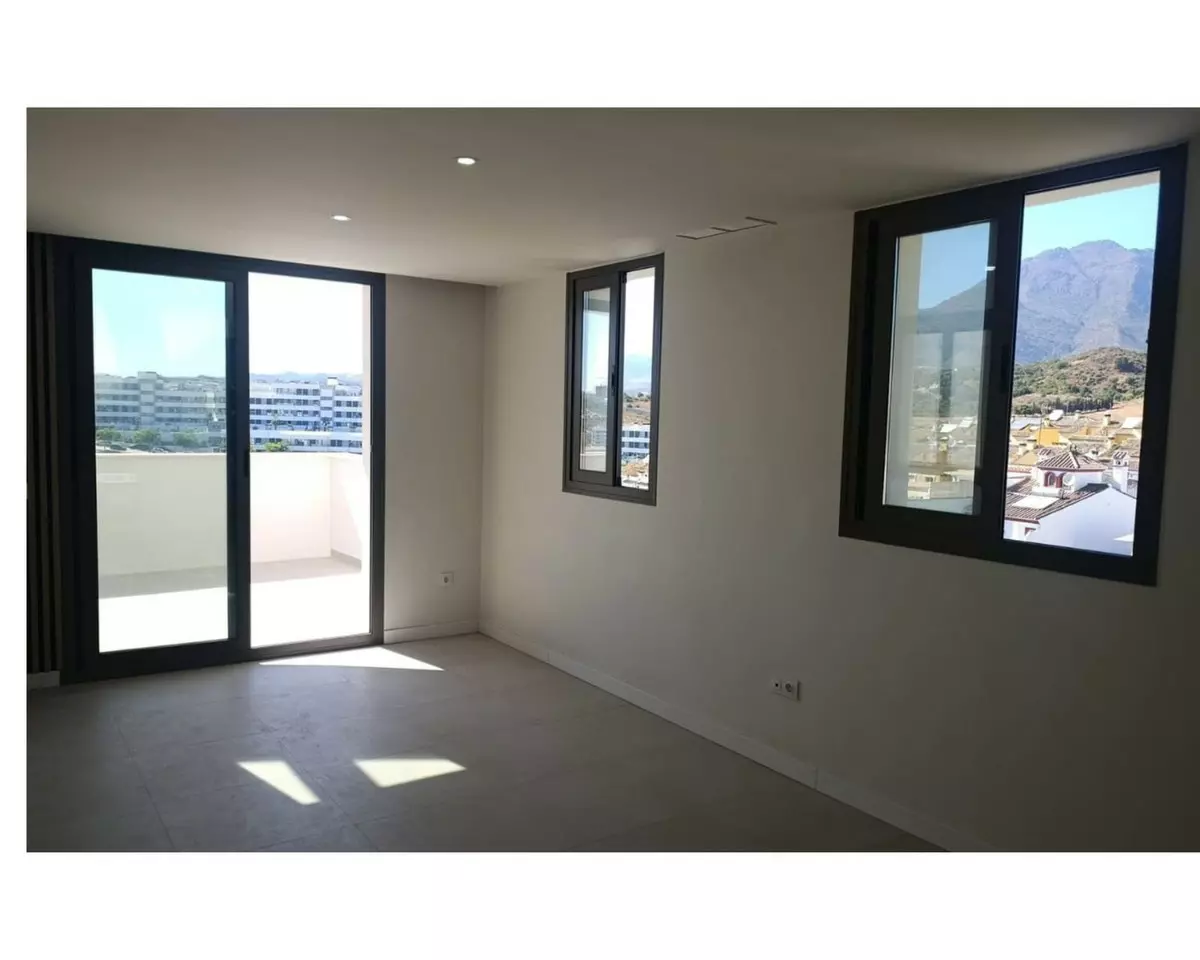 2-bedroom Apartment In Estepona, Spain (90 M²)