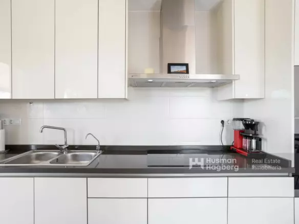 2-bedroom Apartment In Orihuela, Spain (52 M²)