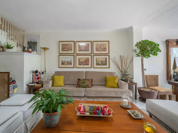 3-bedroom Town House In Marbella, Spain (184 M²)