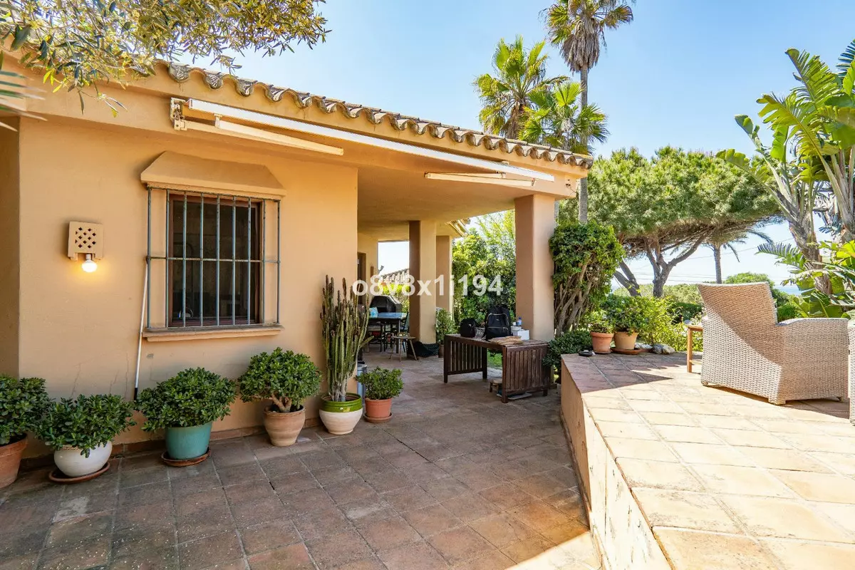 2-bedroom Villa In Marbella, Spain (180 M²)
