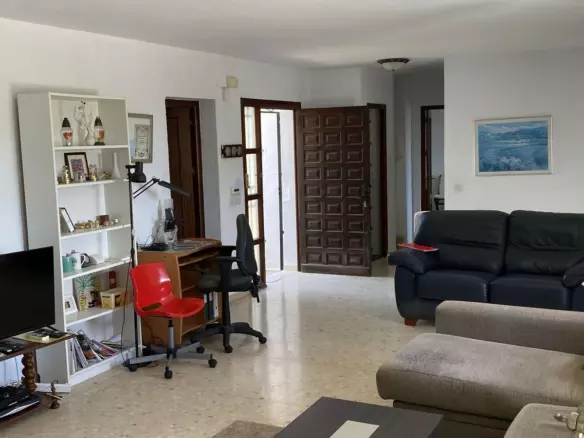 4-bedroom Villa In Mijas, Spain (237 M²)