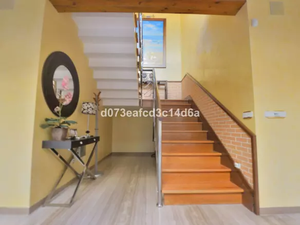 4-bedroom Villa In Ronda, Spain (349 M²)