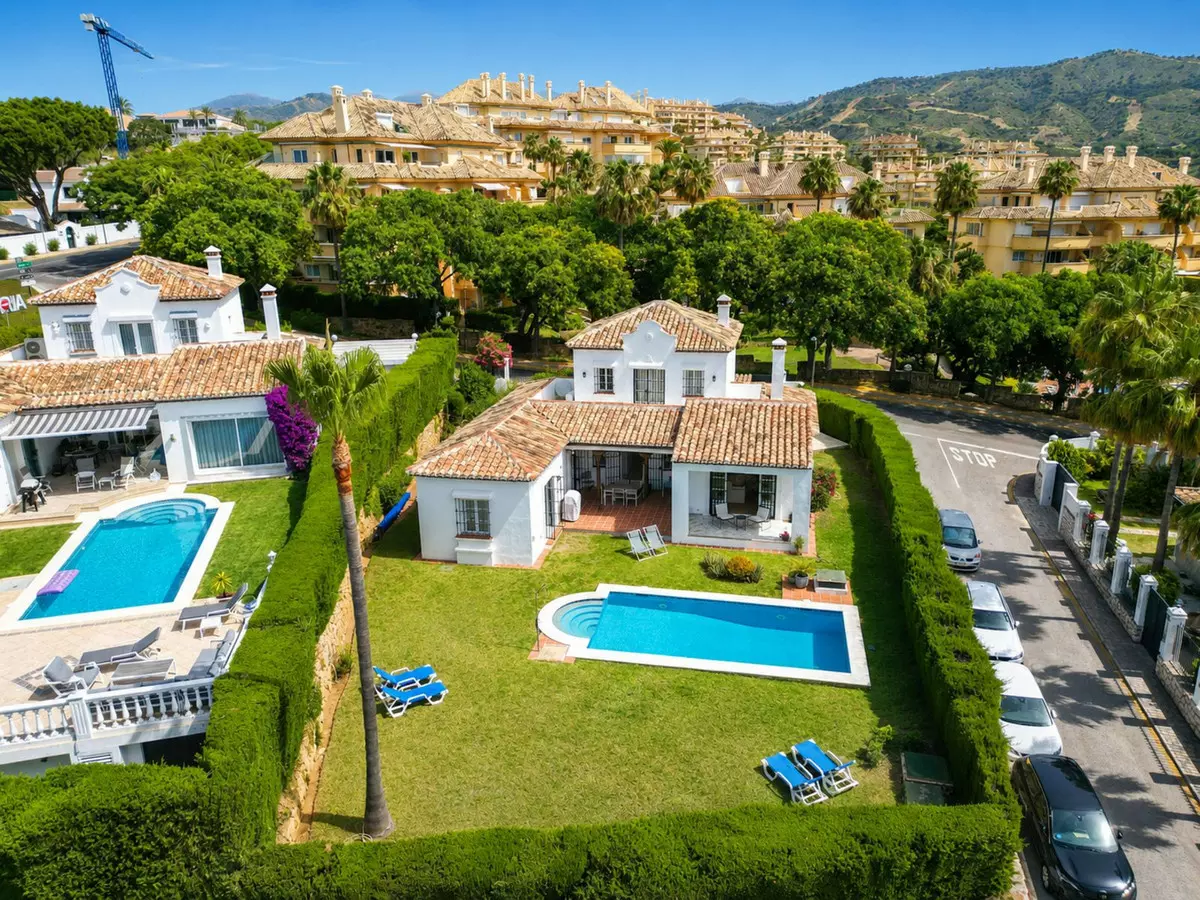 4-bedroom Villa In Marbella, Spain (234 M²)
