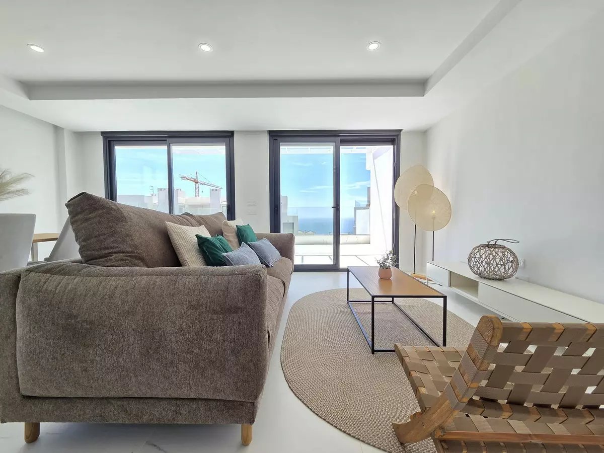 3-bedroom Apartment In Estepona, Spain (118 M²)