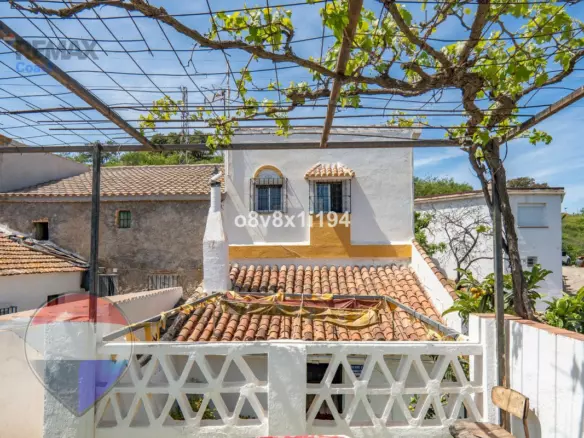 3-bedroom Country House In Málaga, Spain (100 M²)