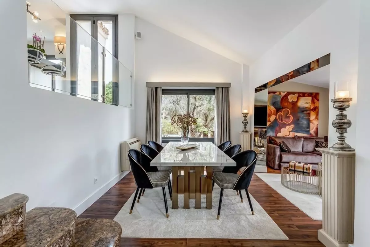 4-bedroom Villa In Marbella, Spain (253 M²)