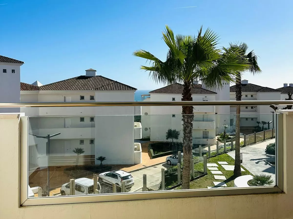 2-bedroom Apartment In Manilva, Spain (80 M²)