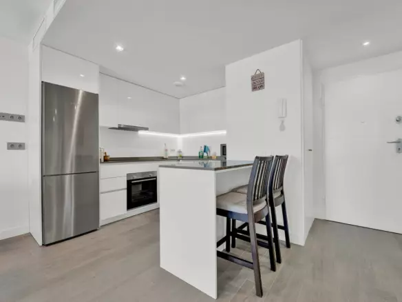 2-bedroom Apartment In Benalmádena, Spain (122 M²)