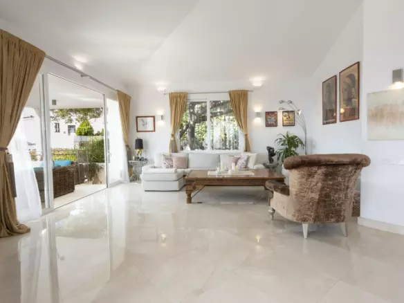 5-bedroom Villa In Marbella, Spain (503 M²)