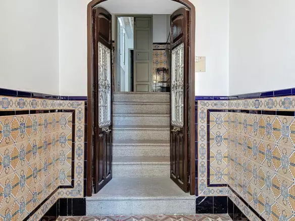 8-bedroom Villa In Cómpeta, Spain (468 M²)