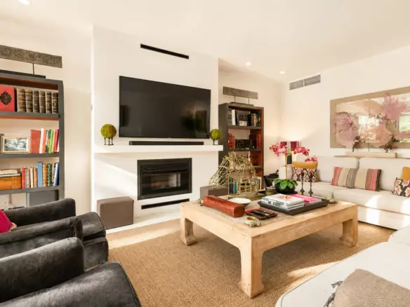 6-bedroom Town House In Marbella, Spain (305 M²)