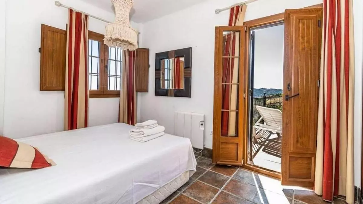 7-bedroom Villa In Frigiliana, Spain (520 M²)