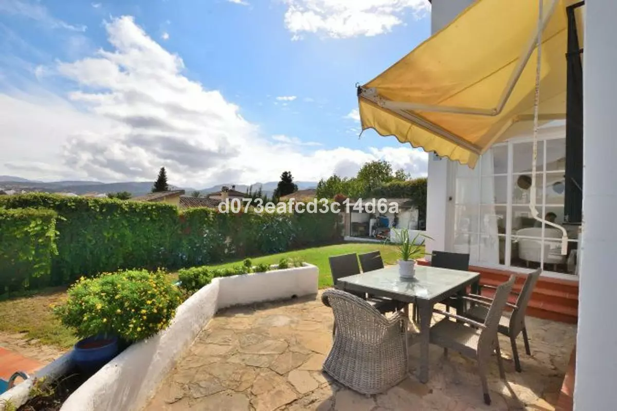 4-bedroom Villa In Ronda, Spain (220 M²)
