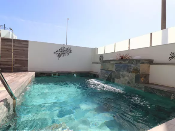 3-bedroom Villa In Daya Vieja, Spain (130 M²)