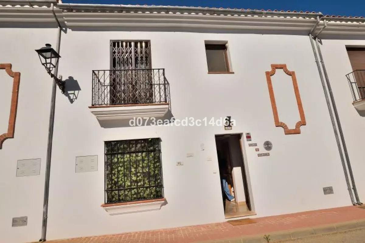3-bedroom Town House In Montejaque, Spain (96 M²)
