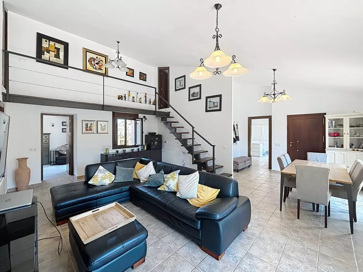 3-bedroom Villa In Canillas De Aceituno, Spain (213 M²)