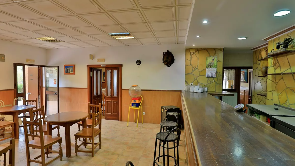 6-bedroom Country House In Alfarnatejo, Spain (528 M²)