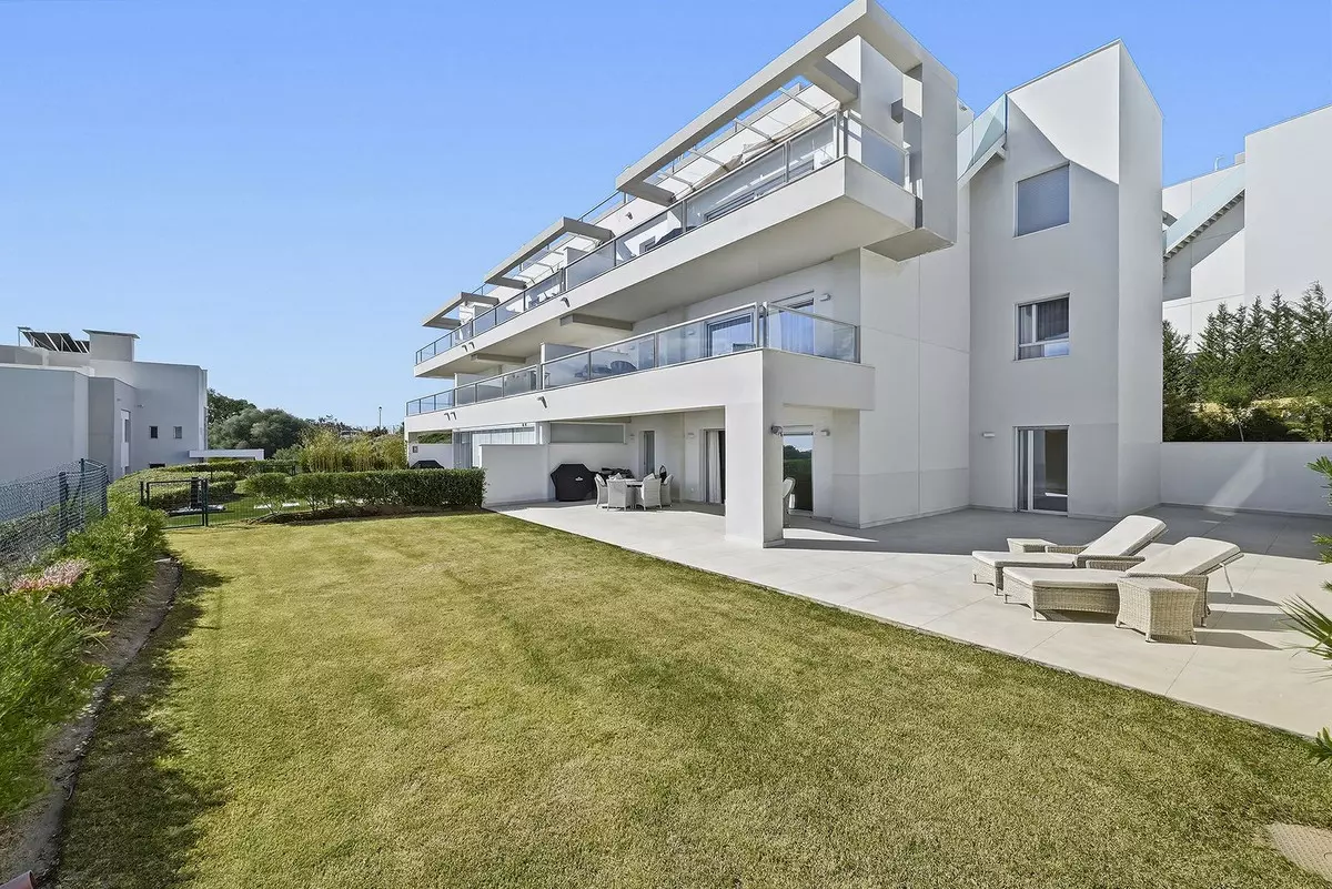 3-bedroom Apartment In Mijas, Spain (106 M²)